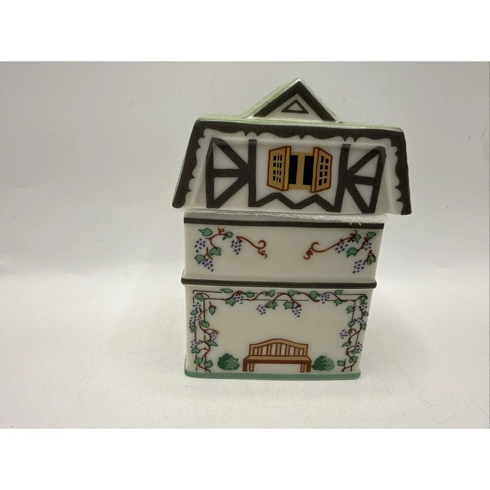 Lenox CANTERBURY CROSSING Spice Village Jar GARLIC